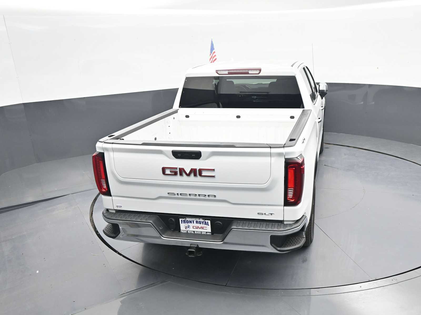Used 2024 GMC Sierra 1500 SLT AWD/4WD image 15