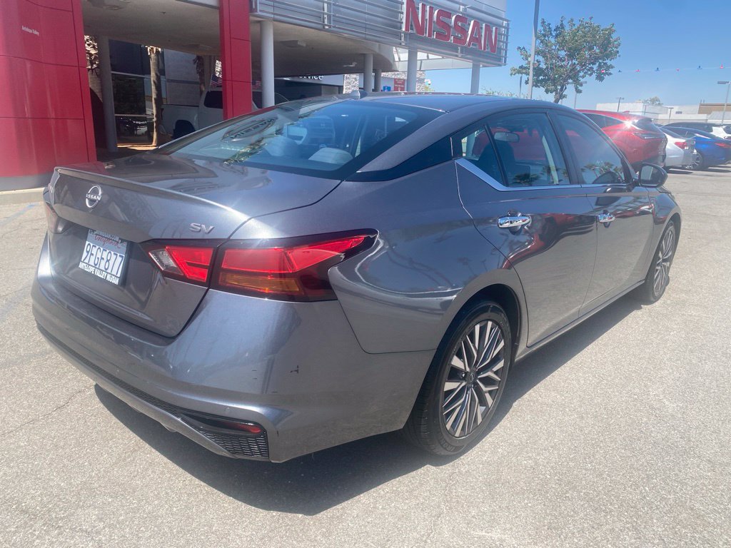 Certified 2023 Nissan Altima 2.5 SV FWD image 7