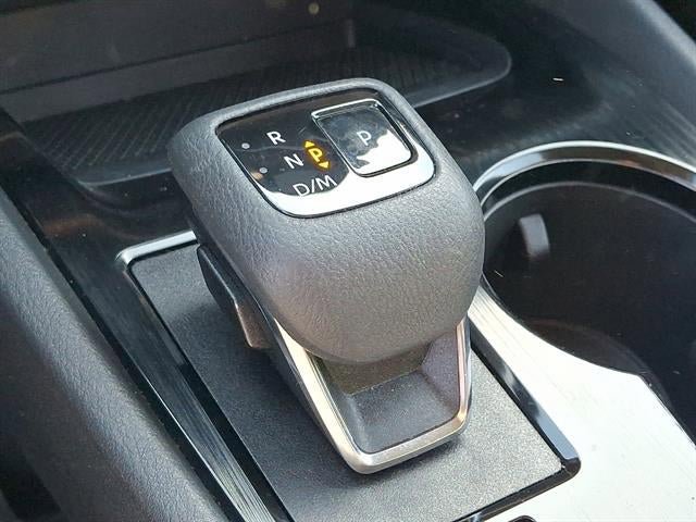 Used 2022 Nissan Rogue SV image 46