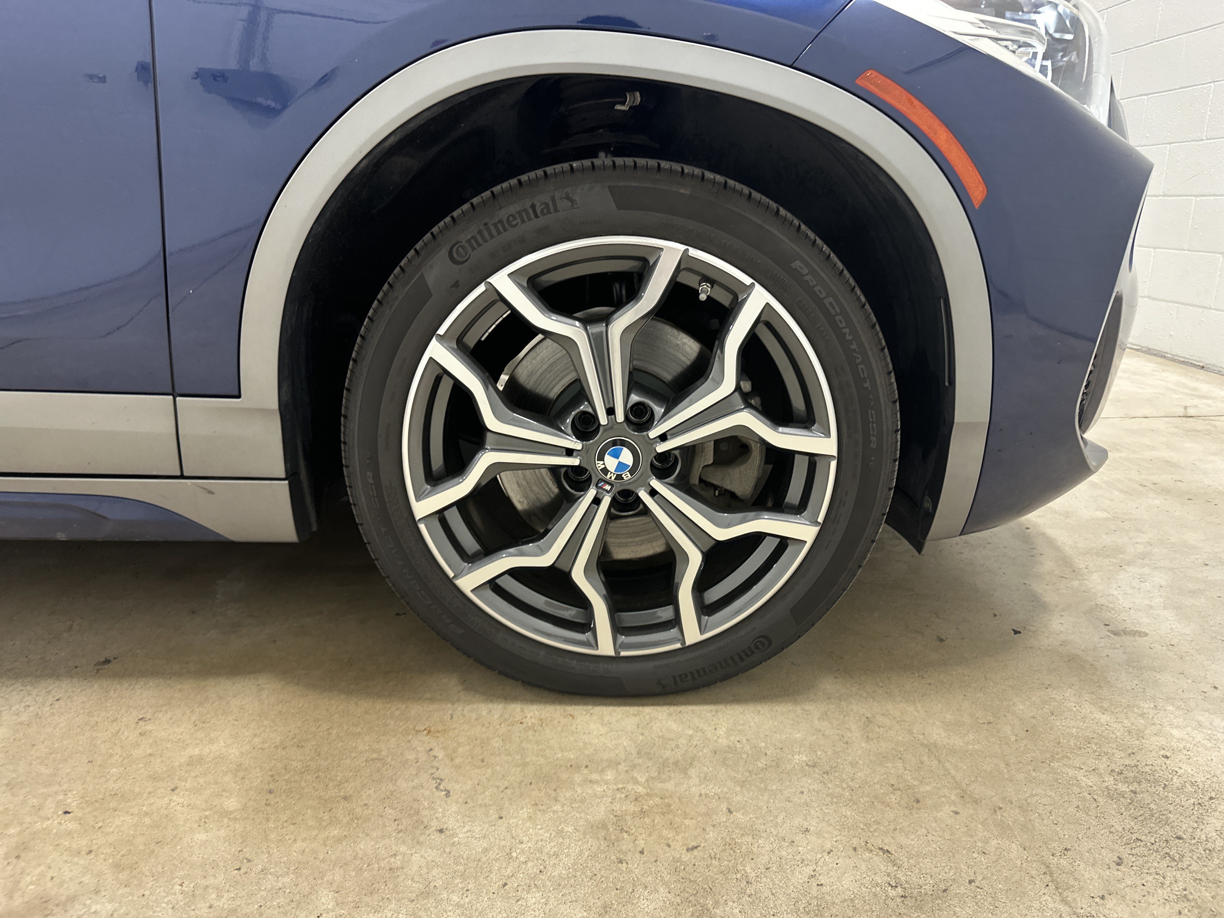 Used 2018 BMW X2 xDrive28i w/ M SportX Package AWD/4WD image 13