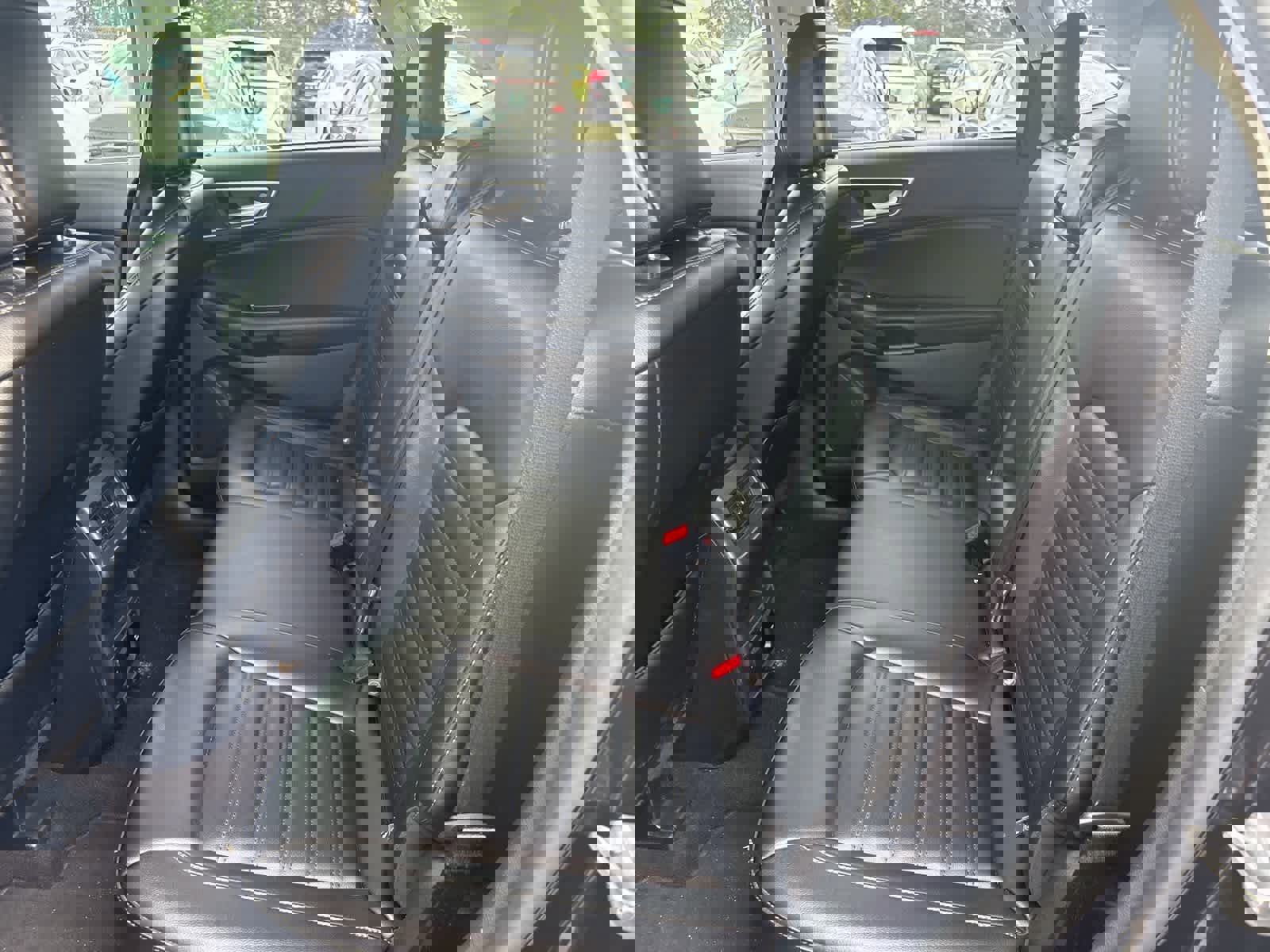 Used 2020 Ford Edge SEL w/ Convenience Package image 4