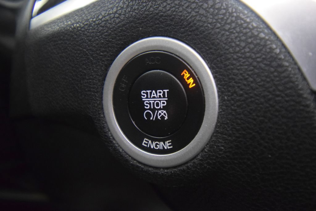 Used 2016 Chrysler 300 C AWD/4WD image 28