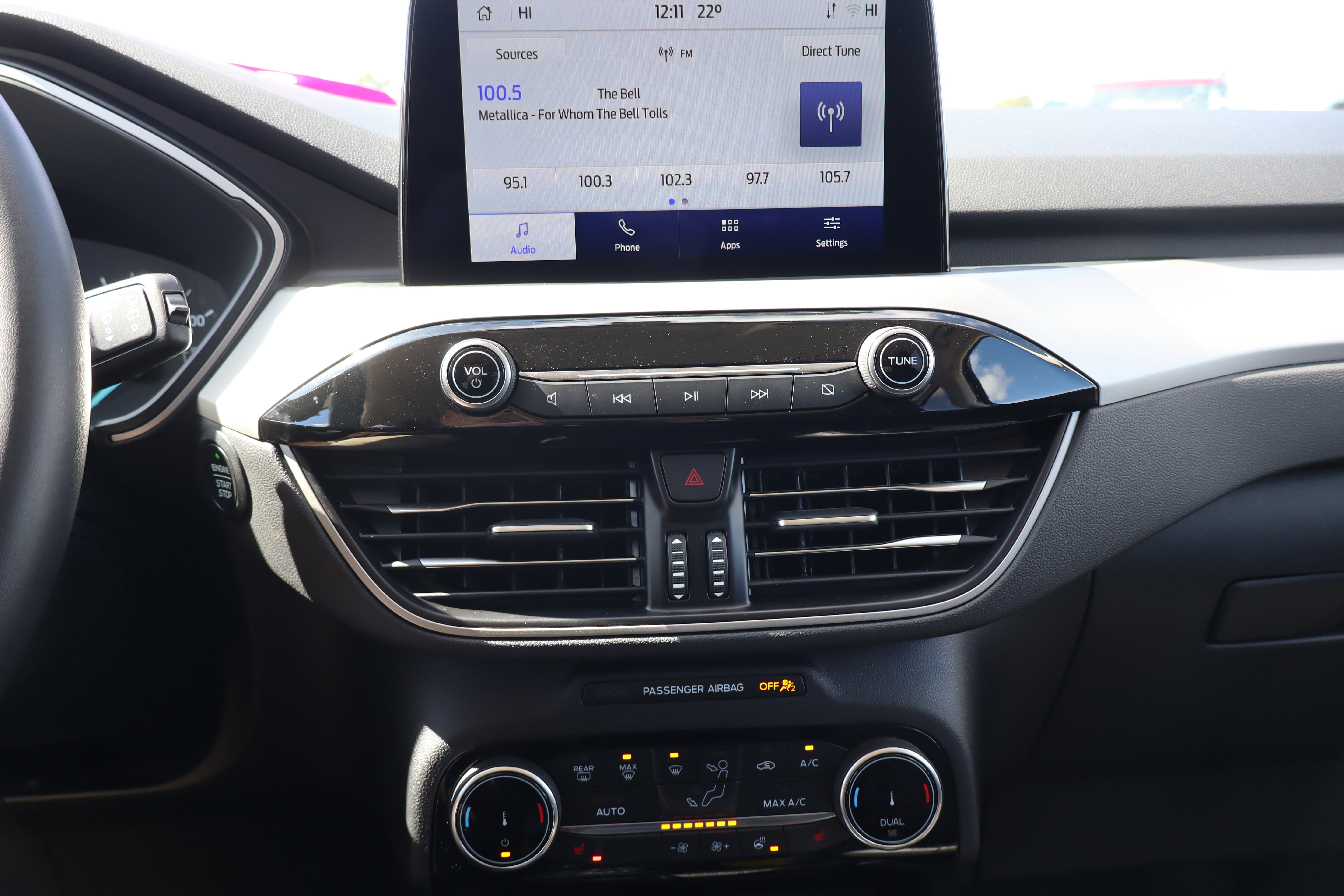 Used 2022 Ford Escape SEL image 22