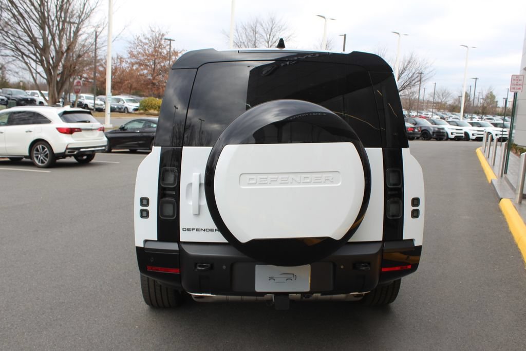 New 2026 Land Rover Defender 130 X-Dynamic SE AWD/4WD image 38