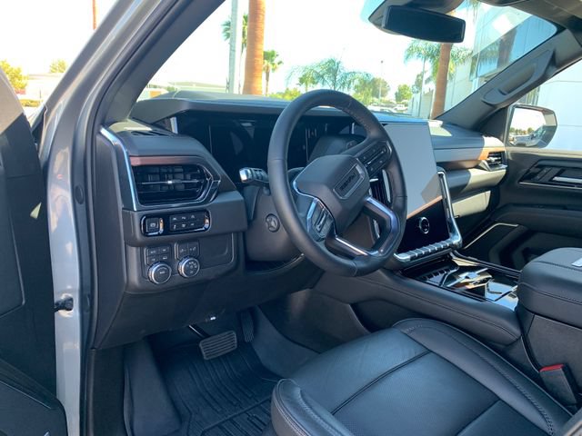 Certified 2026 GMC Yukon Denali w/ LPO, Floor Liner Package AWD/4WD image 23
