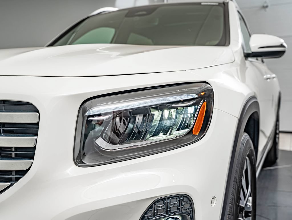 Certified 2026 Mercedes-Benz GLB 250 4MATIC image 13