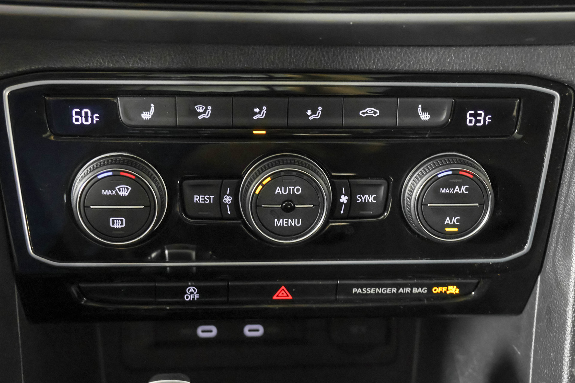 Certified 2023 Volkswagen Atlas SEL AWD/4WD image 33