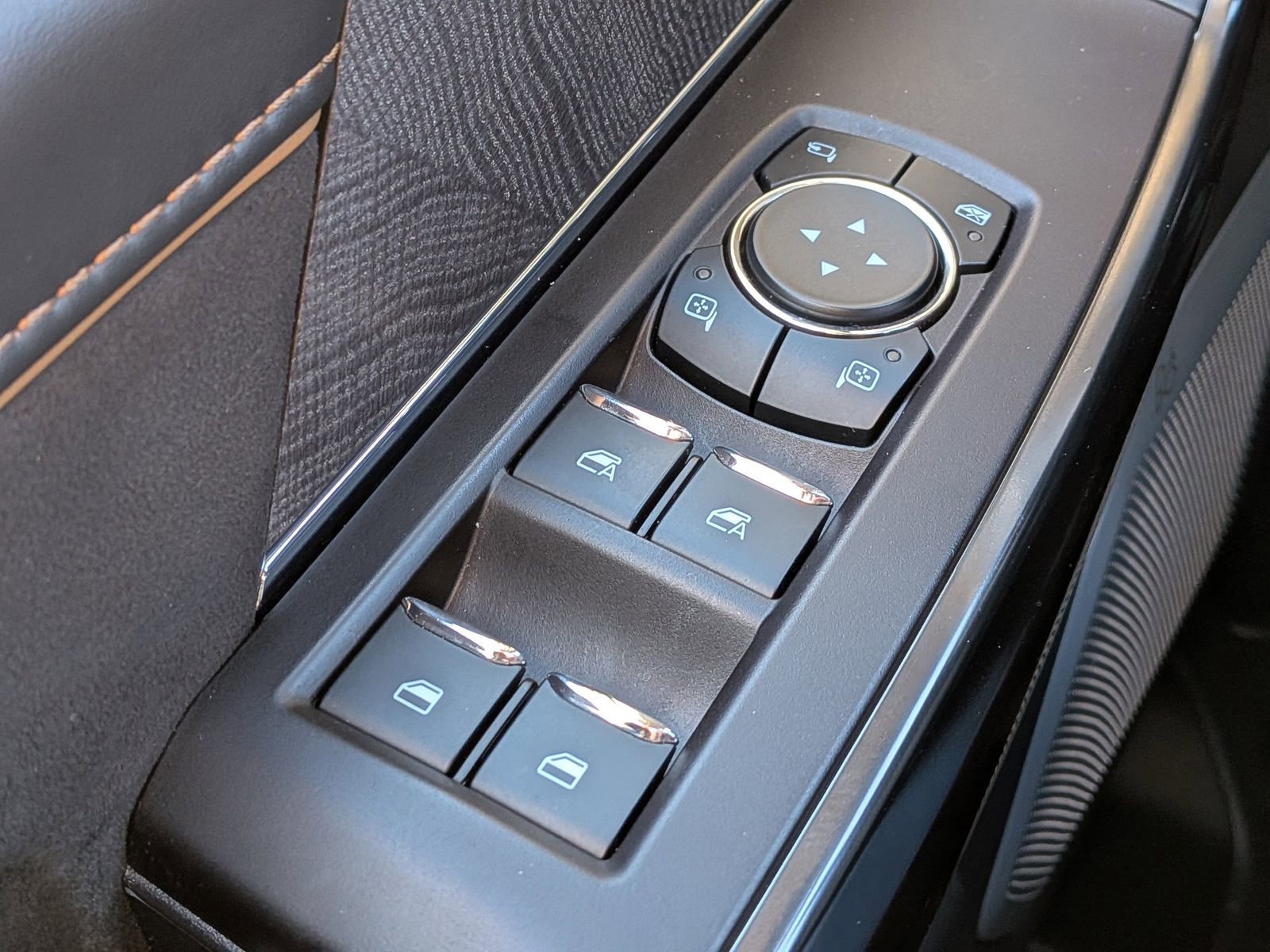 Certified 2023 Ford F150 Platinum w/ Equipment Group 701A High image 28