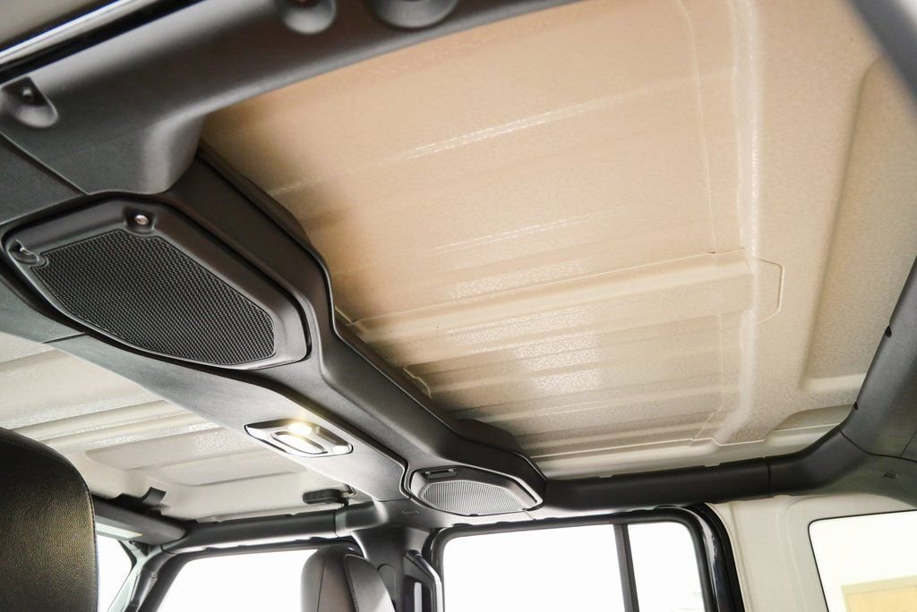 Used 2020 Jeep Wrangler Unlimited Sahara w/ Dual Top Group image 30