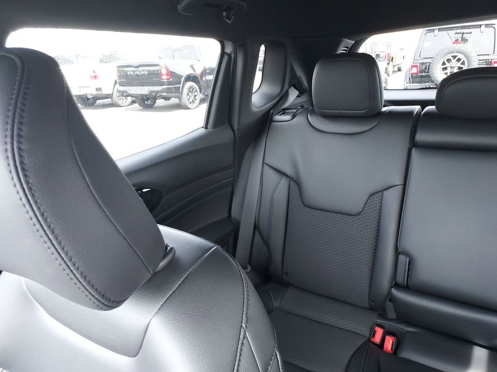 New 2026 Jeep Compass Latitude AWD/4WD image 12