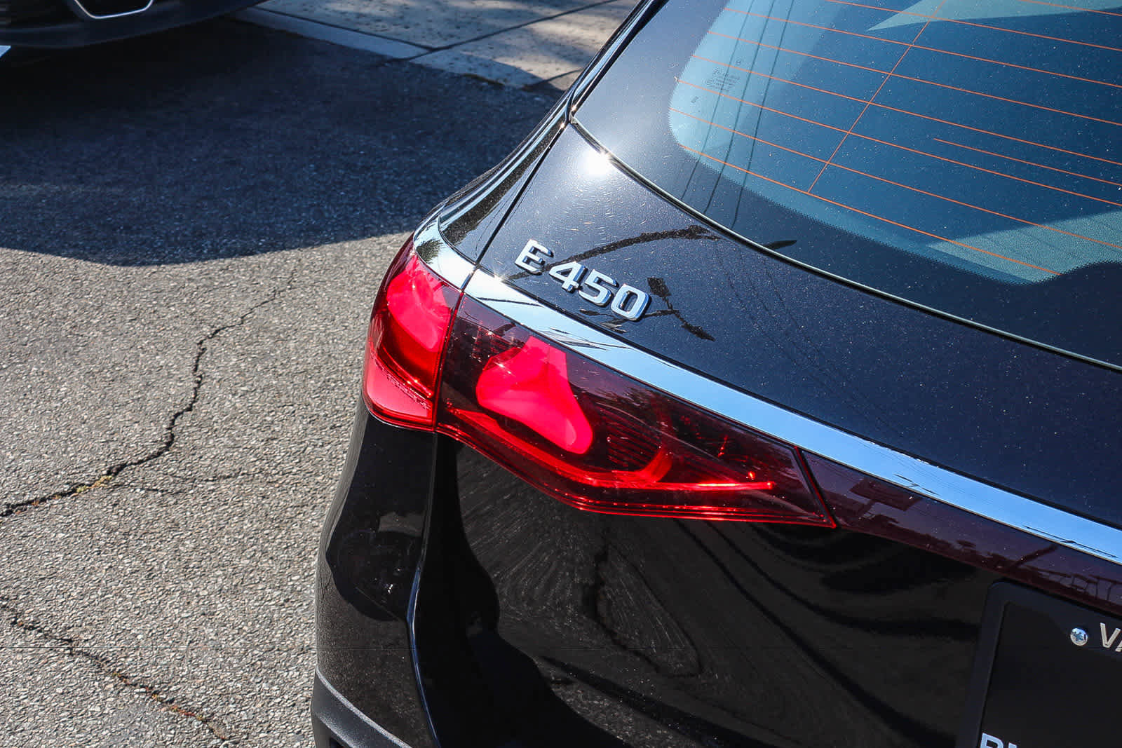 Used 2025 Mercedes-Benz E 450 4MATIC All-Terrain Wagon image 7