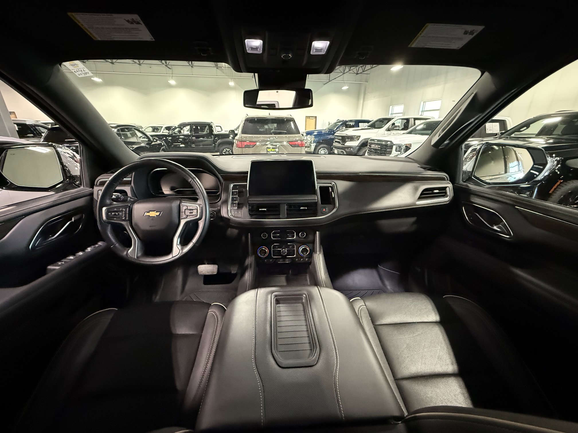 Used 2023 Chevrolet Suburban Premier AWD/4WD image 14