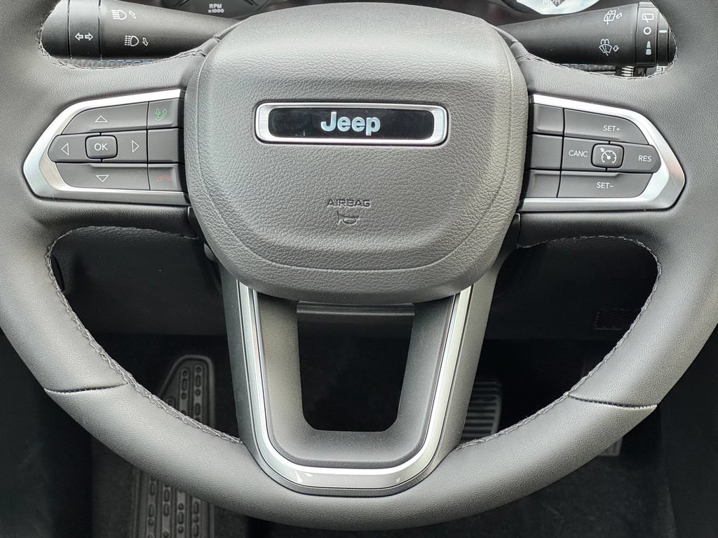 New 2026 Jeep Compass Latitude AWD/4WD image 19