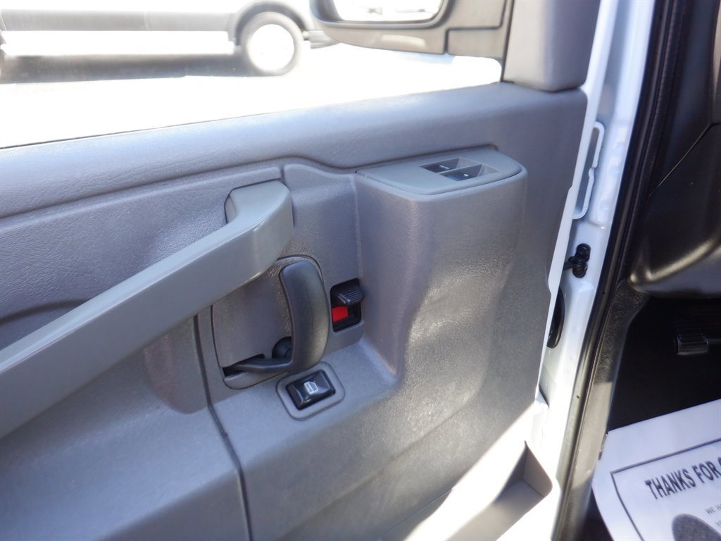 Used 2019 Chevrolet Express 2500 w/ Driver Convenience Package image 14