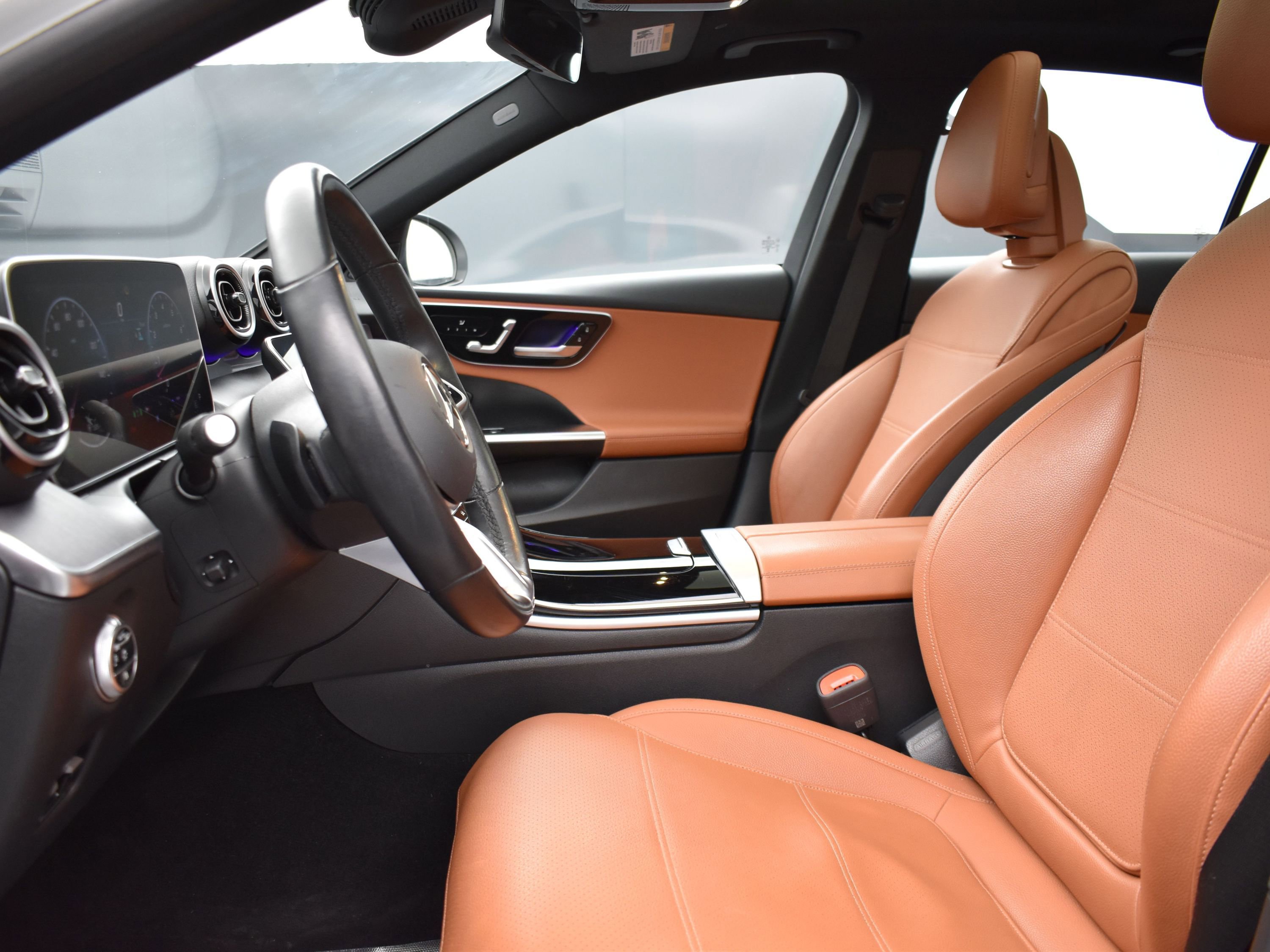 Used 2025 Mercedes-Benz C 300 4MATIC Sedan image 10