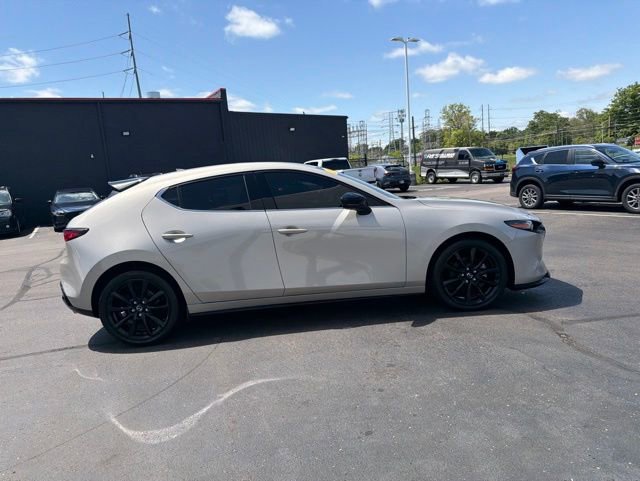 Used 2023 MAZDA MAZDA3 Hatchback w/Premium Plus Pkg AWD/4WD image 5