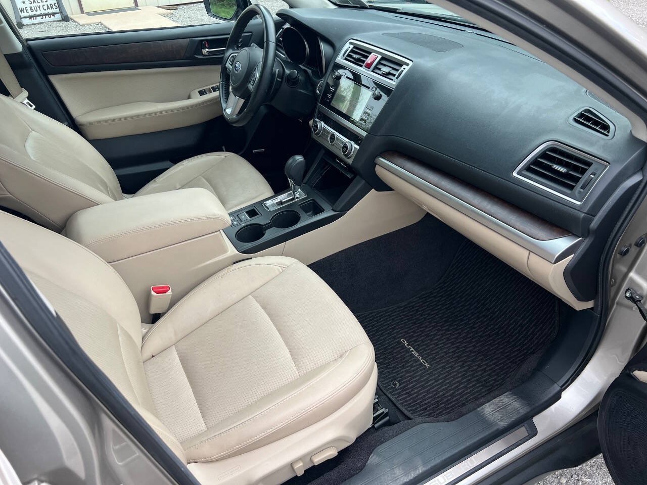 Used 2016 Subaru Outback 2.5i Limited AWD/4WD image 32