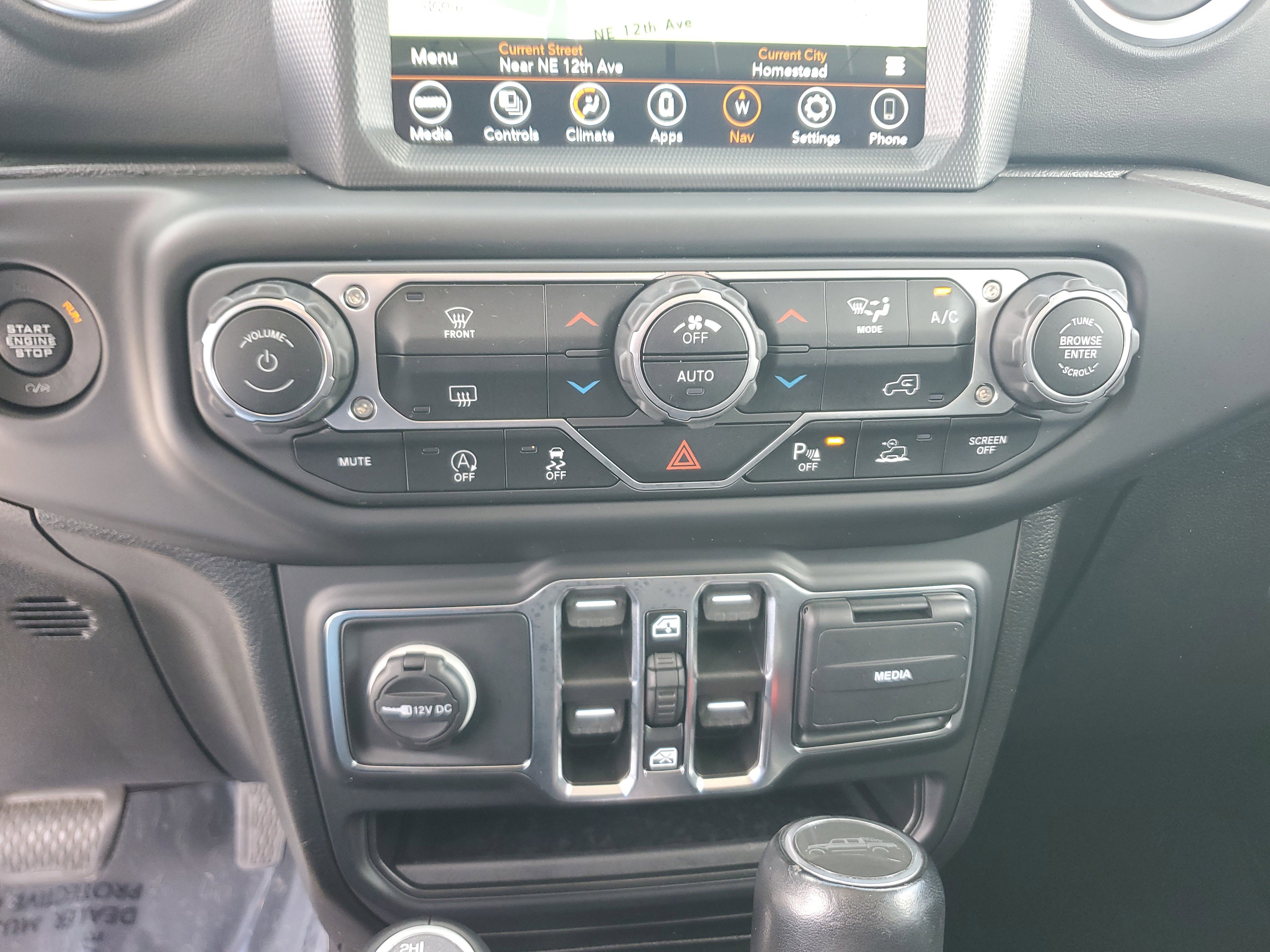 Used 2021 Jeep Gladiator Overland w/ Popular Equipment Package image 24