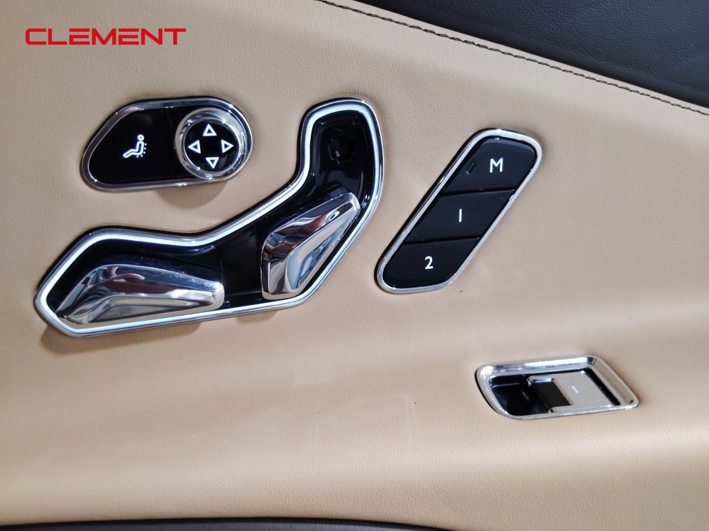 Used 2020 Bentley Flying Spur W12 w/ First Edition Specification image 45