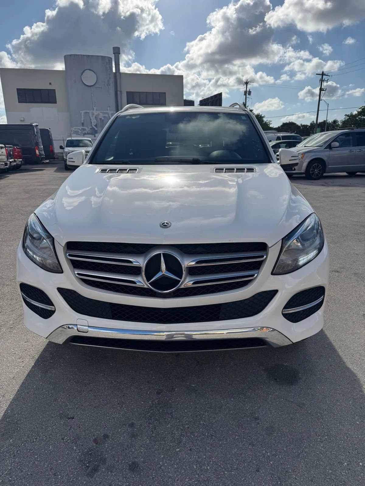 Used 2018 Mercedes-Benz GLE 350 w/ Premium 1 Package image 2