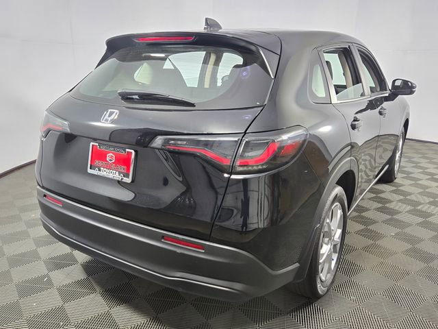 Used 2025 Honda HR-V LX image 8