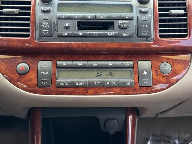 Used 2002 Toyota Camry XLE FWD image 12