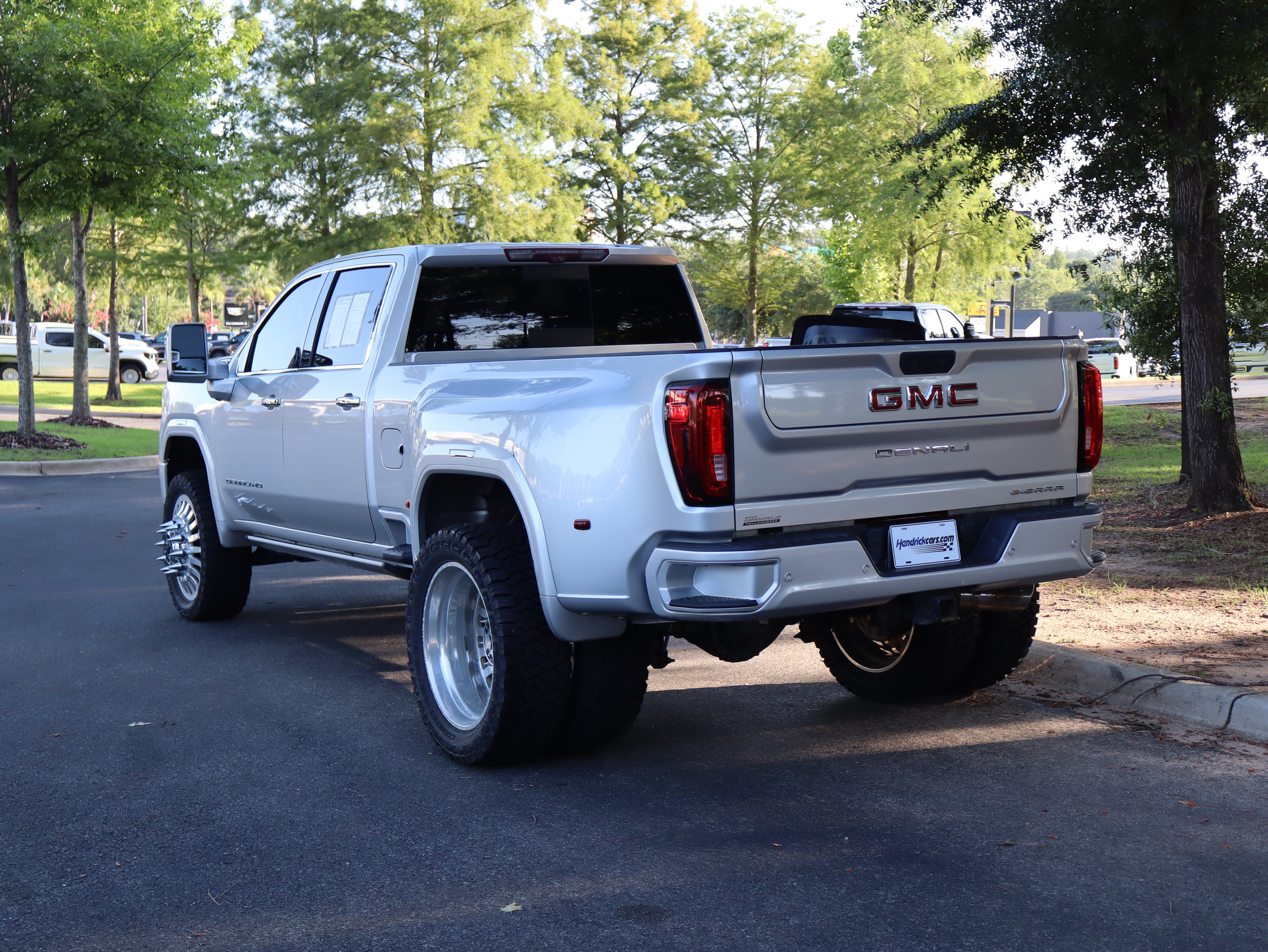 Used 2021 GMC Sierra 3500 Denali w/ Denali Ultimate Package AWD/4WD image 7