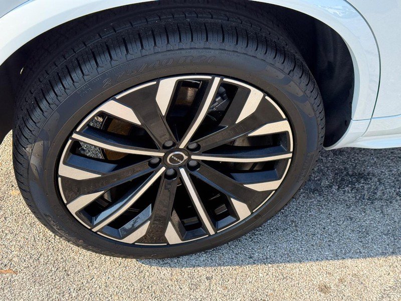 New 2026 Volvo XC90 T8 Ultra w/ Lounge Package AWD/4WD image 4