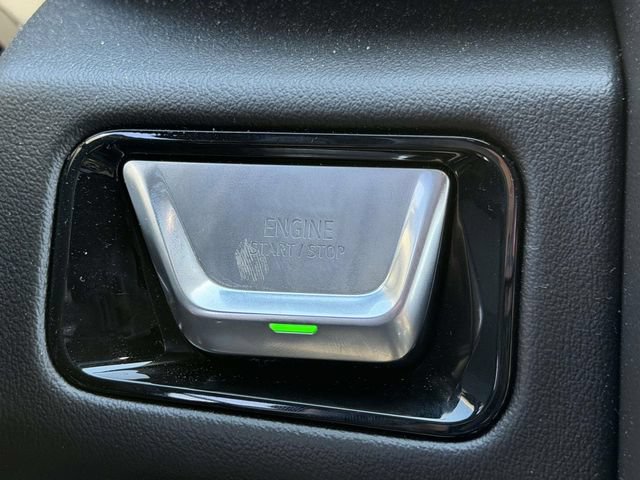 New 2026 GMC Yukon Elevation AWD/4WD image 15