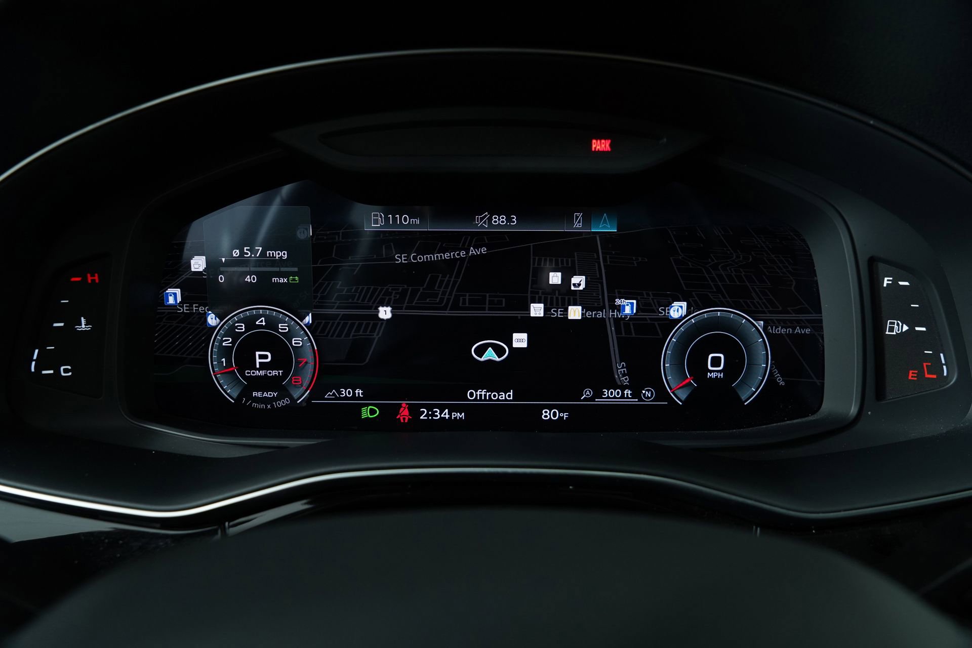 Used 2023 Audi Q8 Premium Plus image 35