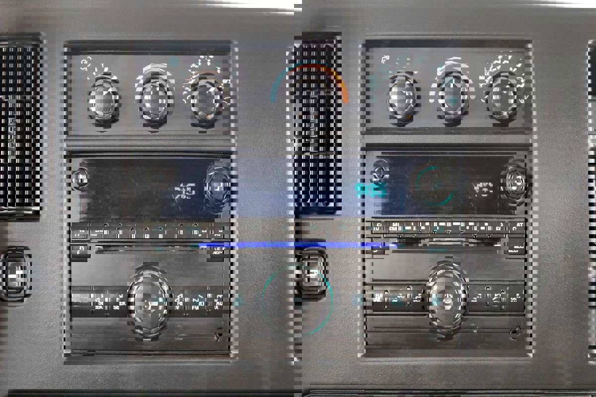 Used 2017 Chevrolet Express 2500 LS RWD image 29