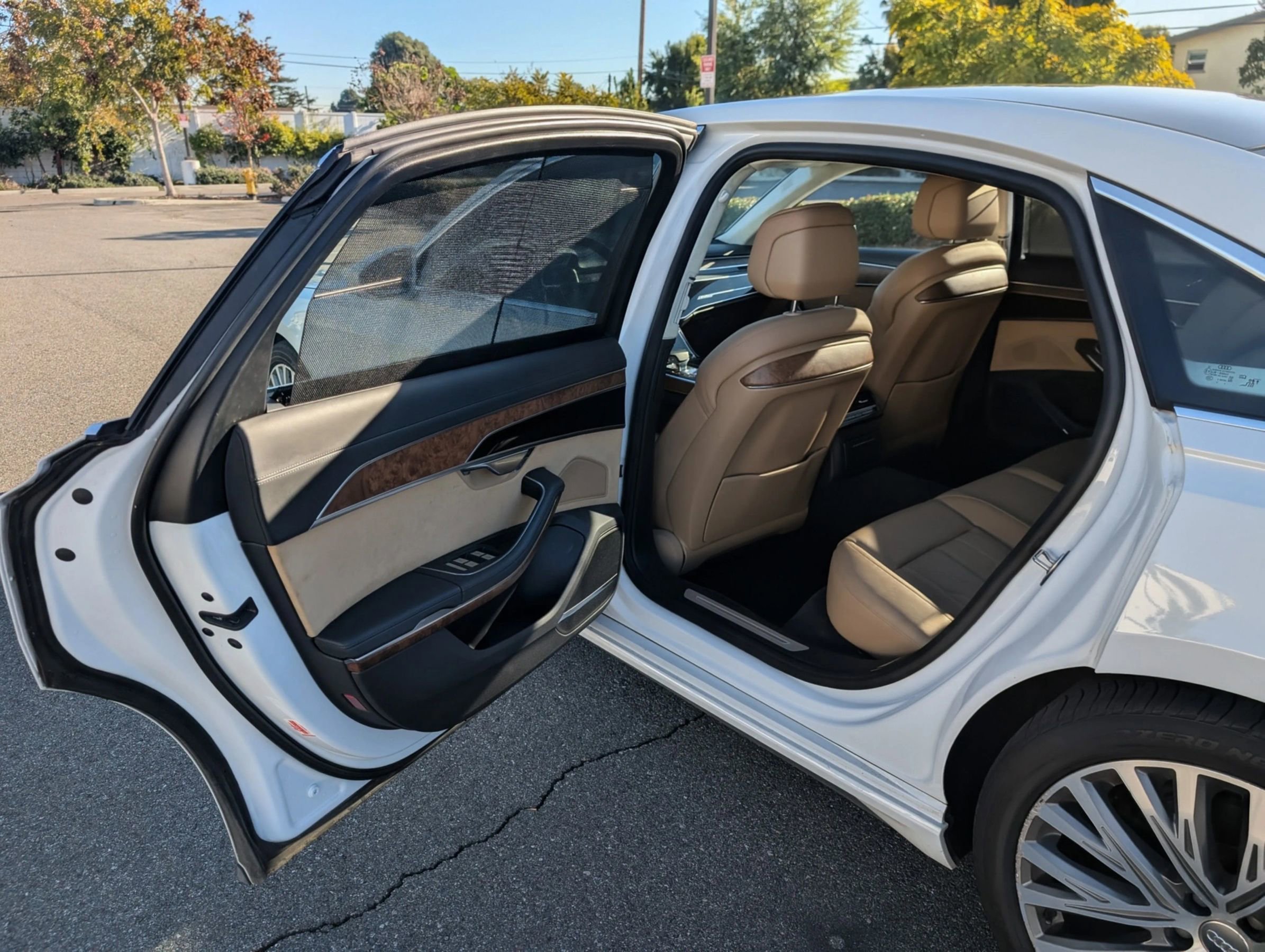 Used 2019 Audi A8 L 3.0T w/ Executive Package image 34