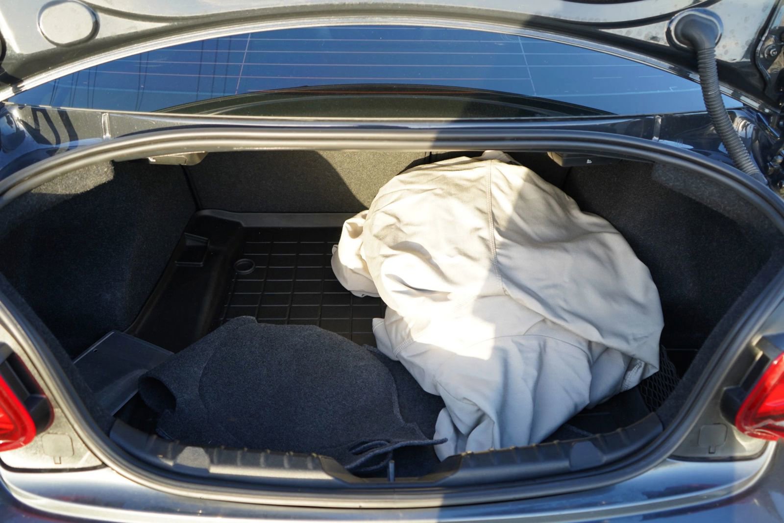 Used 2018 BMW M2 w/ Executive Package RWD image 25