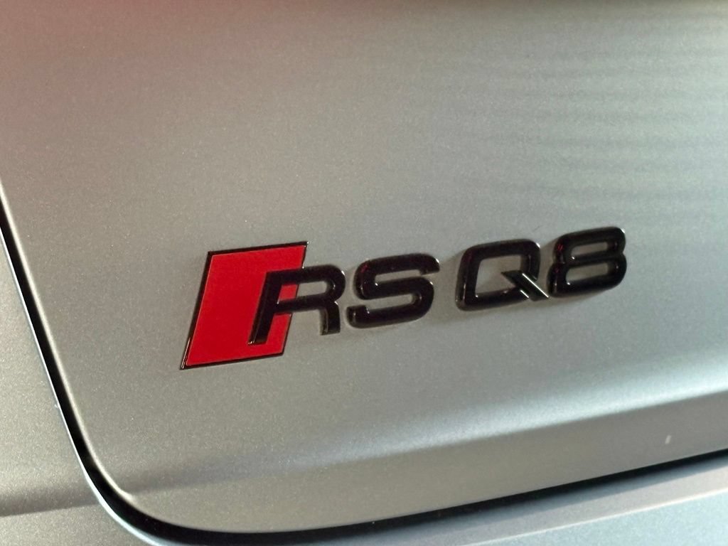 Used 2022 Audi RS Q8 AWD/4WD image 33