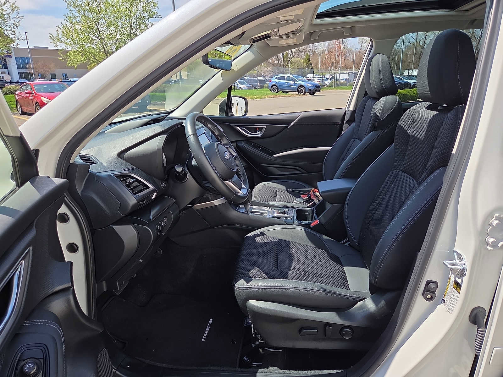 Used 2023 Subaru Forester Premium AWD/4WD image 14