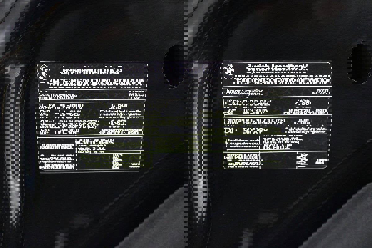 Used 2023 BMW 530e 530e w/ M Sport Package image 48