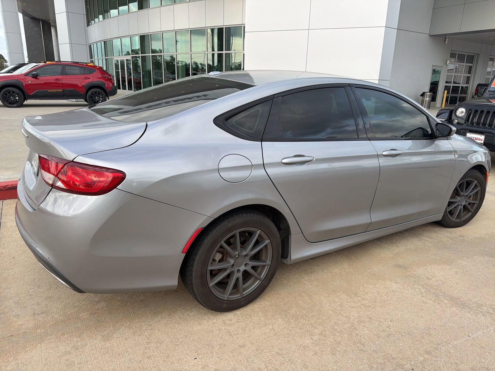 Used 2015 Chrysler 200 S image 4