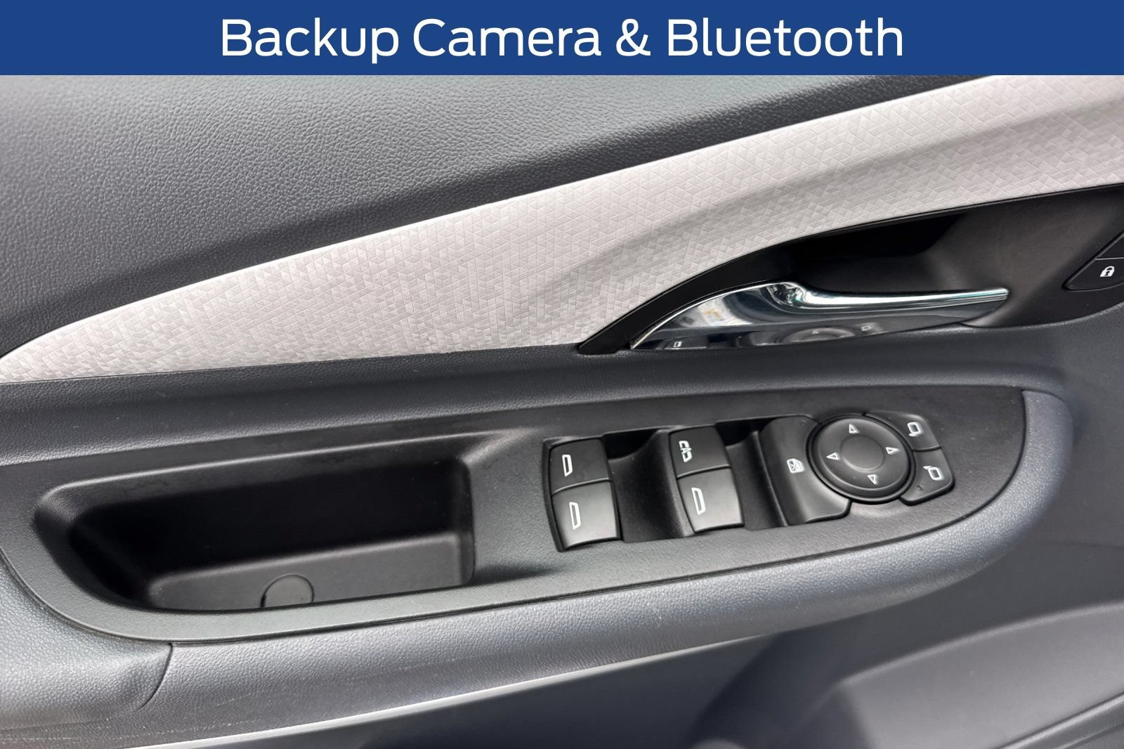 Used 2020 Chevrolet Bolt LT FWD image 15