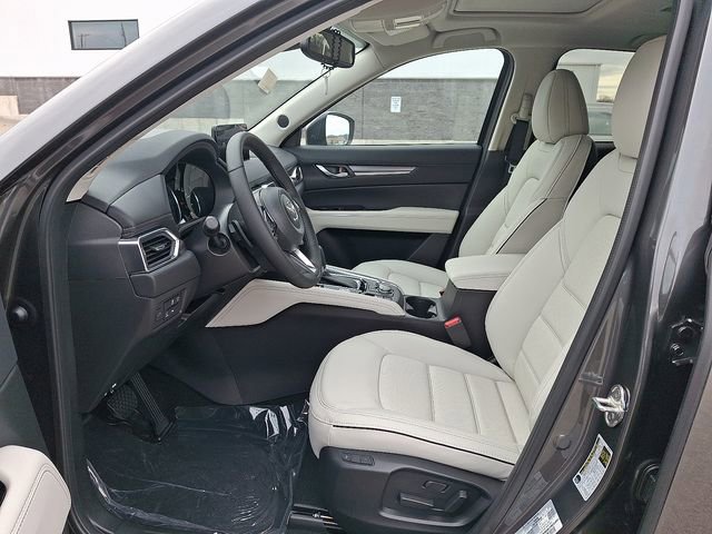 New 2025 MAZDA CX-5 AWD 2.5 S w/ Premium Plus Pkg image 14