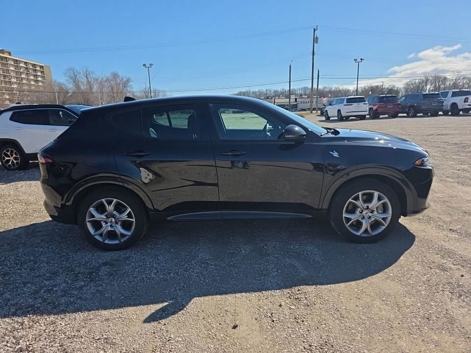 Used 2024 Dodge Hornet R/T Plus image 6