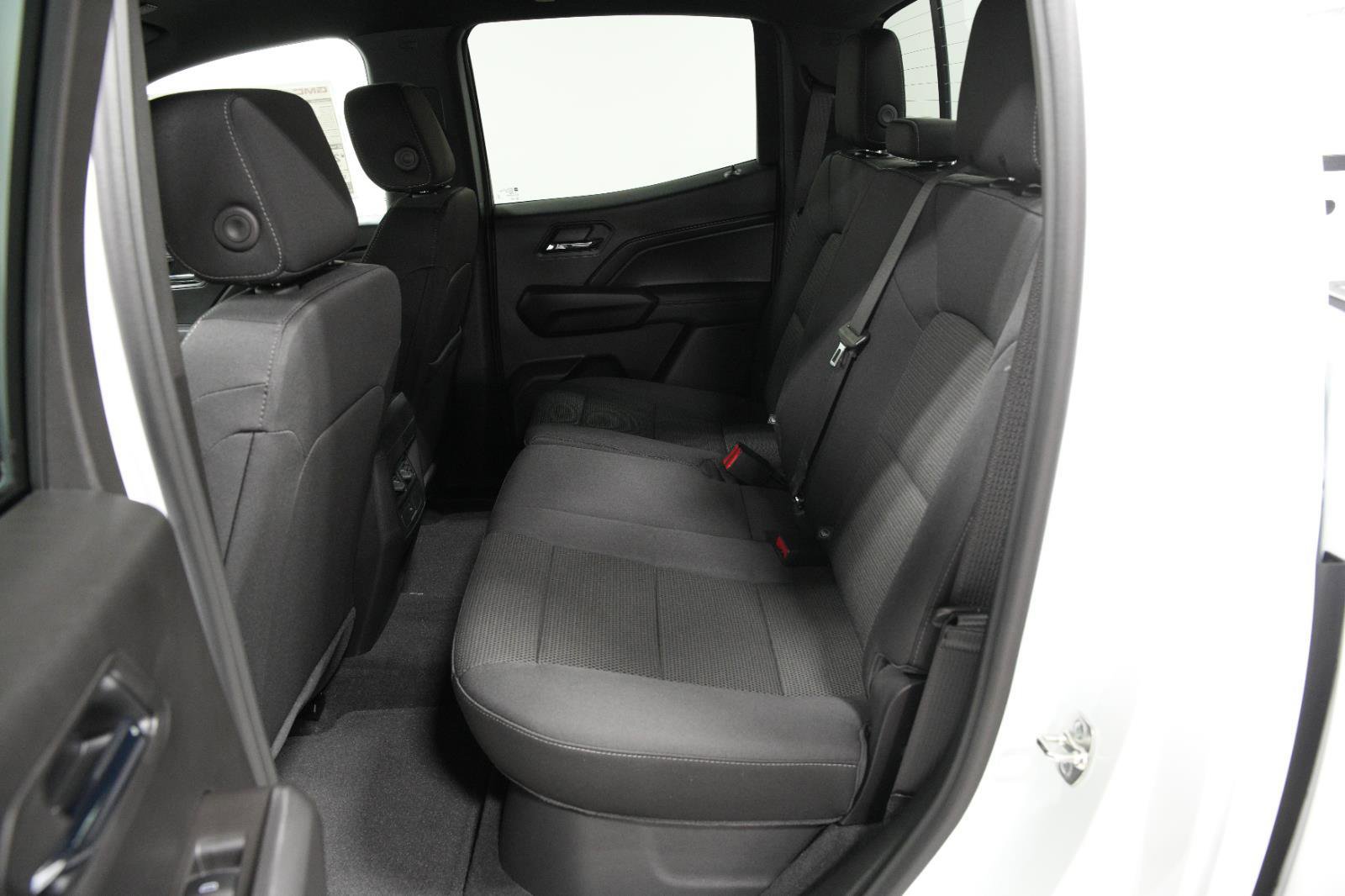 New 2025 GMC Canyon Elevation image 19