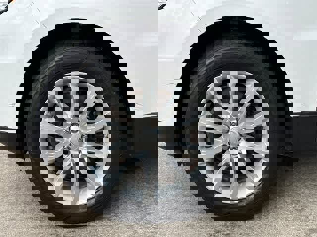 Used 2017 Land Rover Range Rover Sport SE image 7