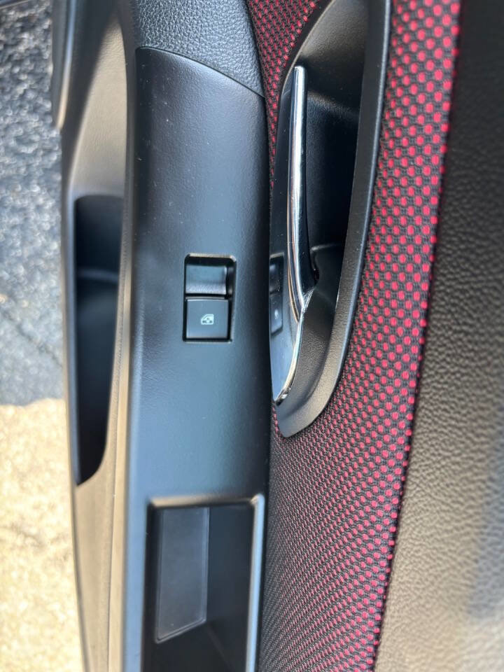 Used 2014 Chevrolet Cruze Eco FWD image 17