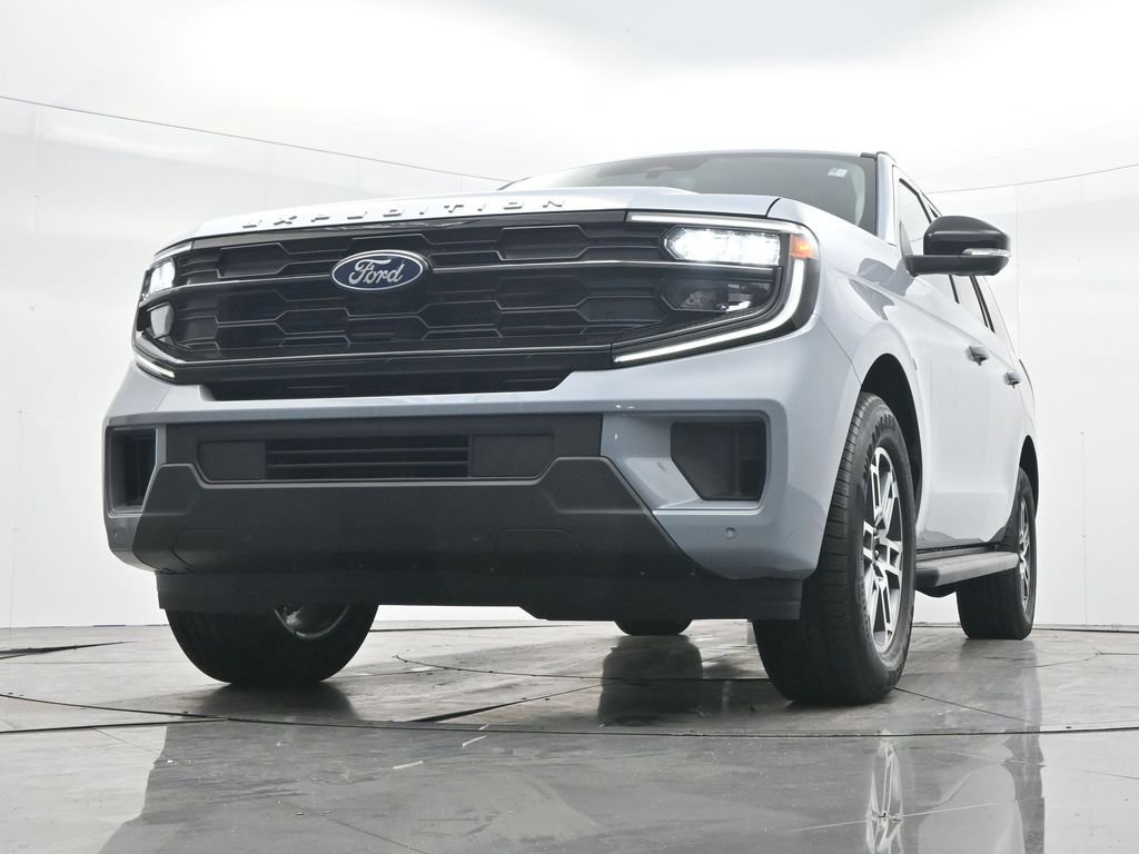 New 2026 Ford Expedition Active image 36