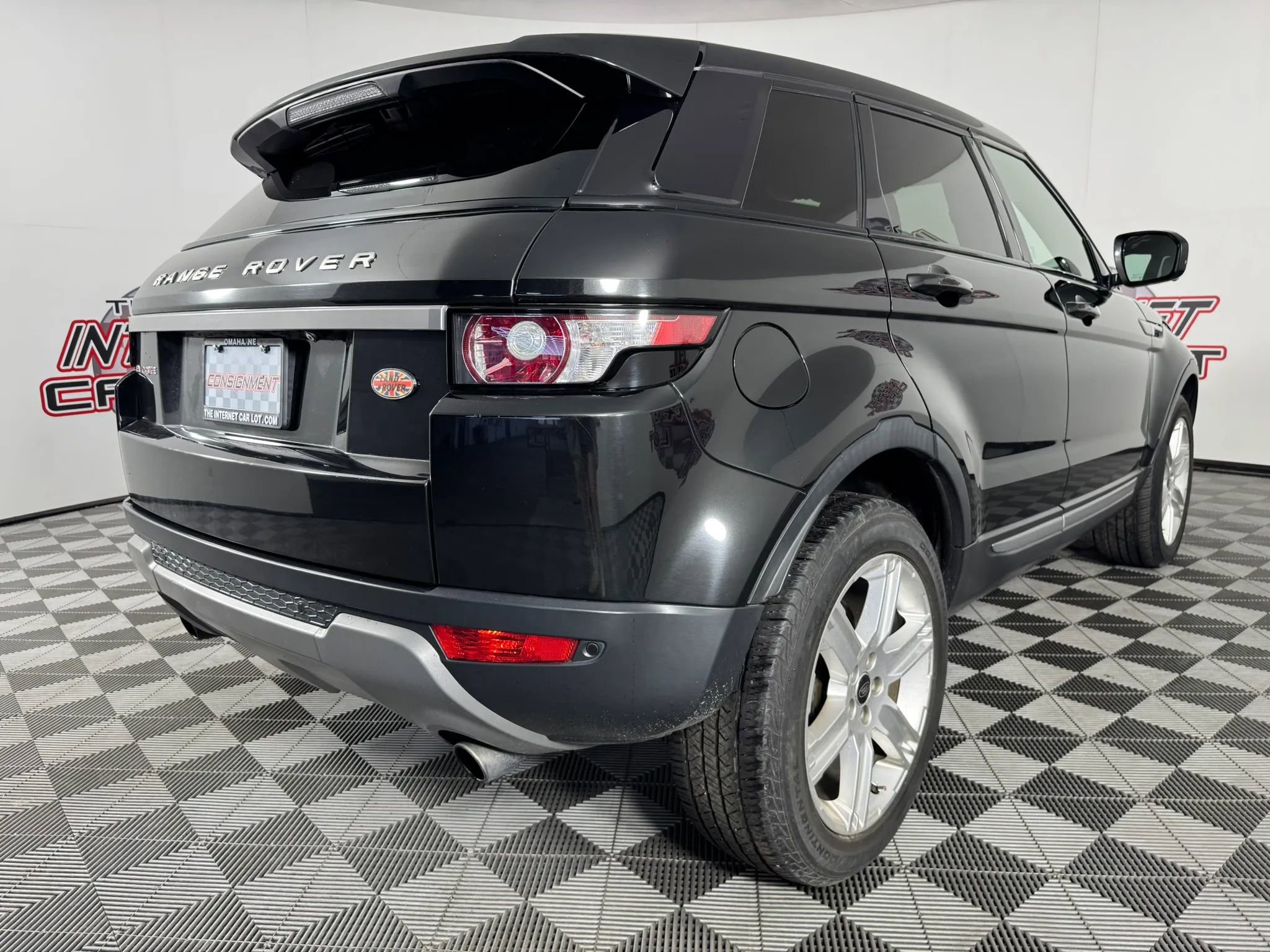 Used 2013 Land Rover Range Rover Evoque Pure Premium w/ Pure Premium Pkg image 30