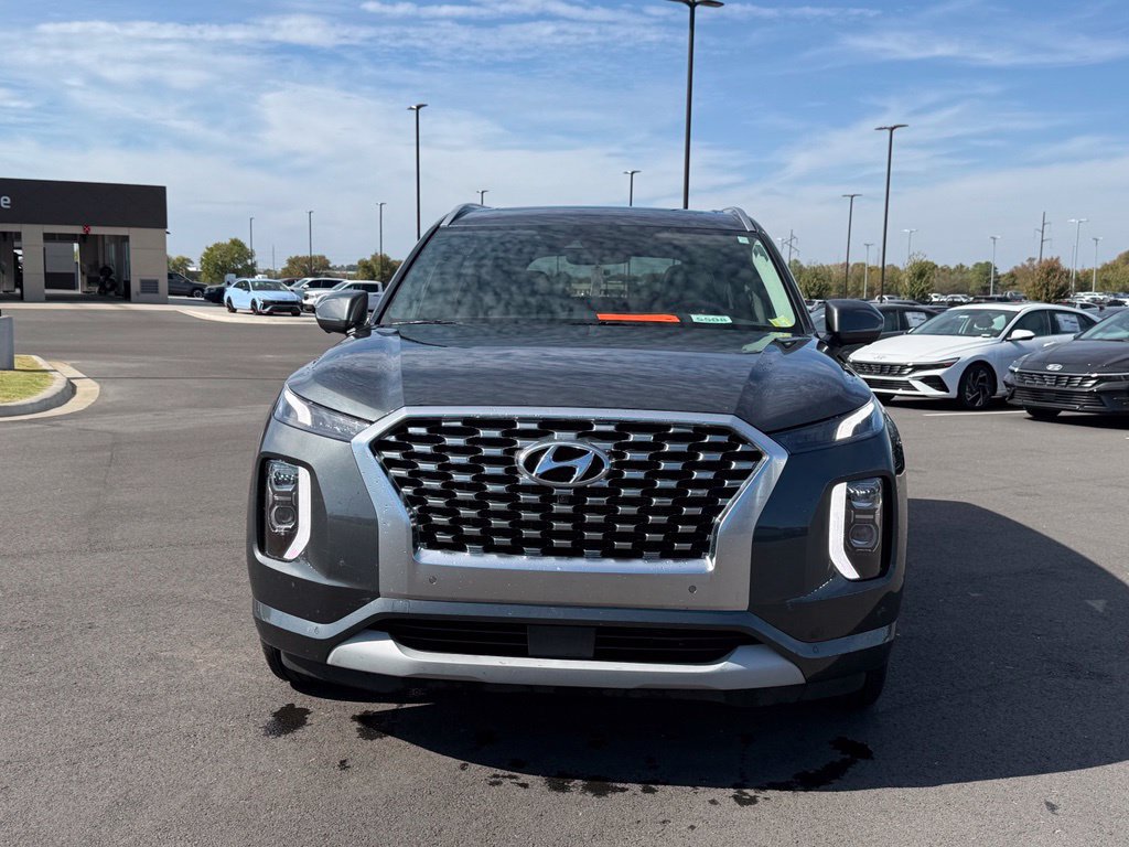 Used 2021 Hyundai Palisade Limited FWD image 2