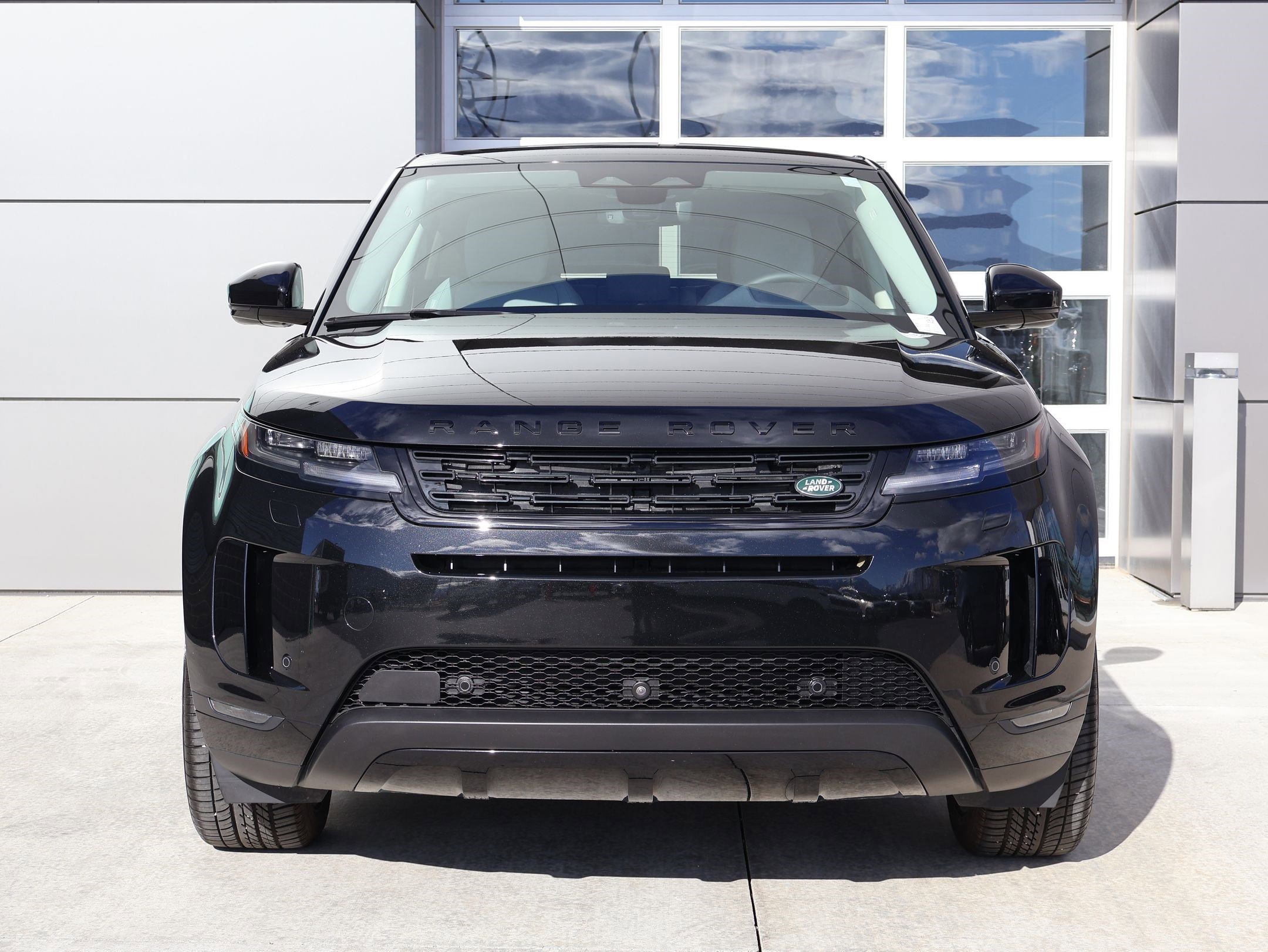 Certified 2025 Land Rover Range Rover Evoque S image 2