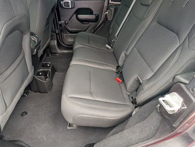 Used 2021 Jeep Wrangler Unlimited Sport image 26