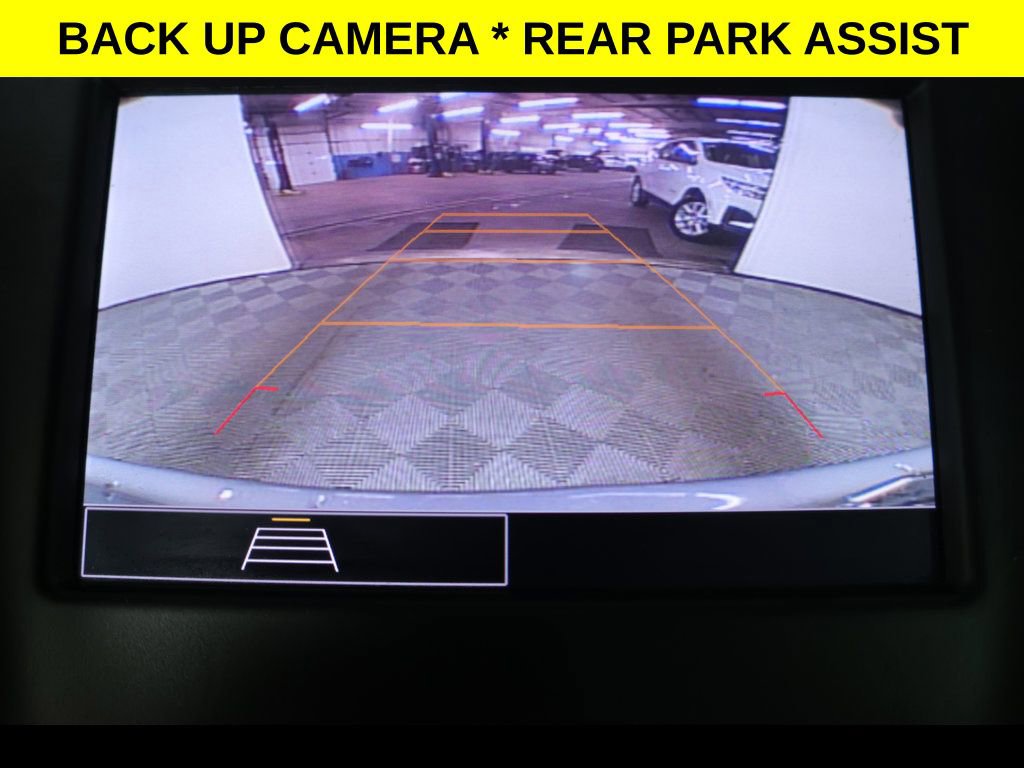 Used 2024 Chevrolet Equinox LS w/ LS Convenience Package image 8