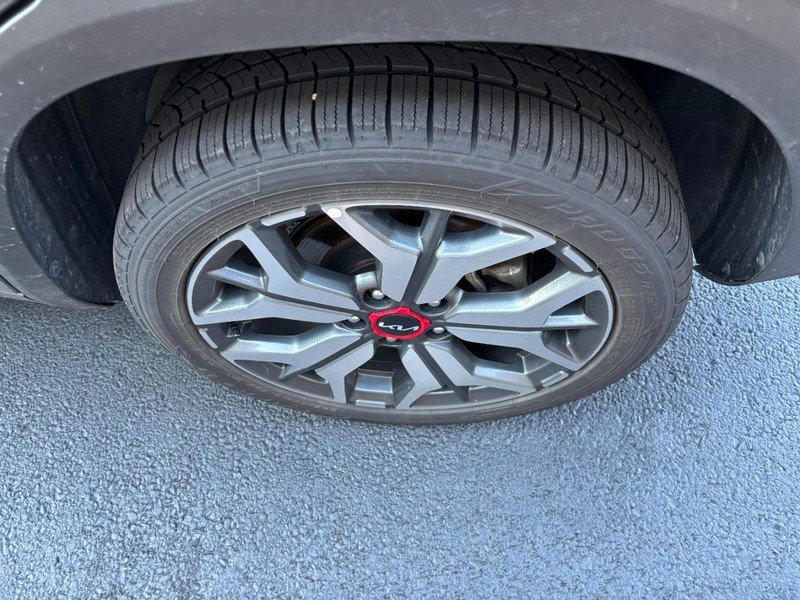 Used 2023 Kia Seltos SX AWD/4WD image 8